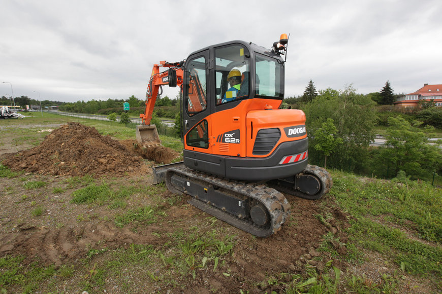 Doosan Showcases Mini-Excavators at 2021 Rental Show